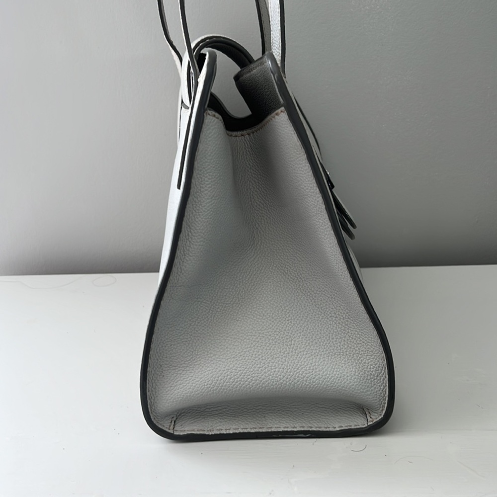 Marc Jacobs Leather Tote with Patent Buckle - Picture 4 of 7